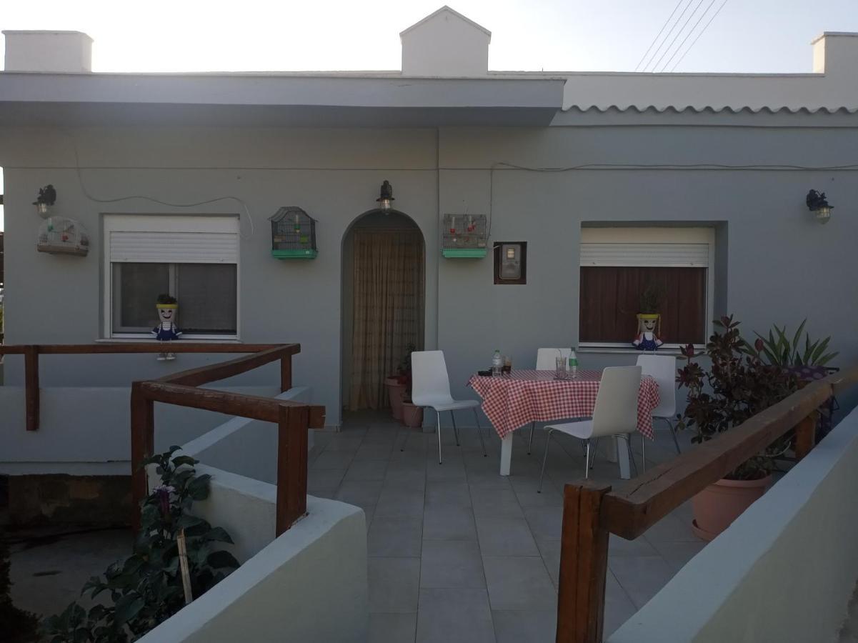 Katerina'S Apartments Kini Ngoại thất bức ảnh